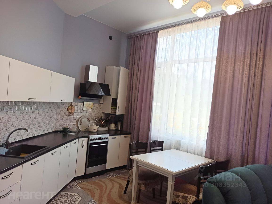 Продается 2-х комнатная квартира, 70 м²