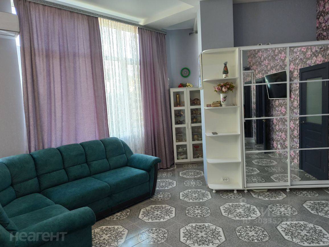 Продается 2-х комнатная квартира, 70 м²