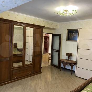 Продается Многокомнатная квартира, 160 м²