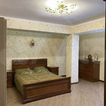 Продается Многокомнатная квартира, 160 м²