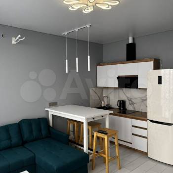 Продается 1-комнатная квартира, 52 м²