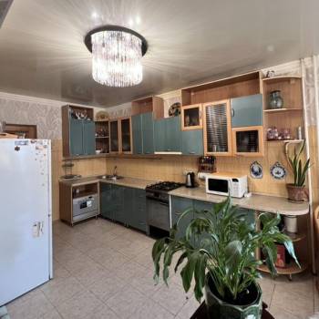 Сдается Многокомнатная квартира, 90 м²