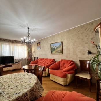 Сдается Многокомнатная квартира, 90 м²