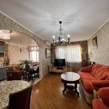 Сдается Многокомнатная квартира, 90 м²