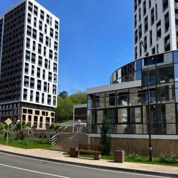 Продается 1-комнатная квартира, 71 м²