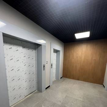 Продается 1-комнатная квартира, 71 м²