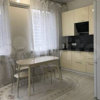 Продается 1-комнатная квартира, 44 м²