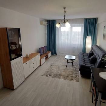 Сдается 2-х комнатная квартира, 56 м²