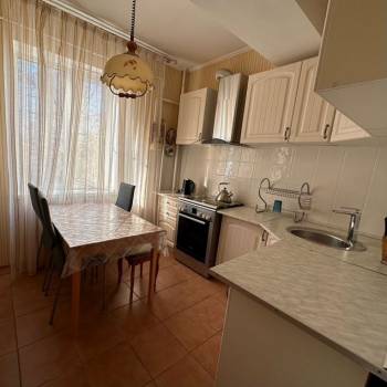 Продается 2-х комнатная квартира, 60 м²