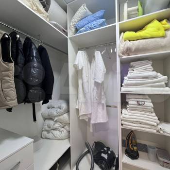 Сдается 2-х комнатная квартира, 98 м²