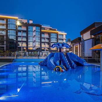 Сдается 2-х комнатная квартира, 98 м²