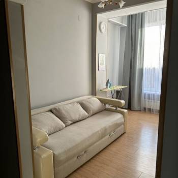 Продается 1-комнатная квартира, 33 м²