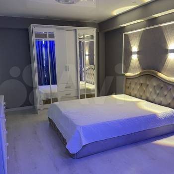 Продается Многокомнатная квартира, 90 м²