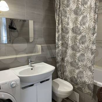 Продается Многокомнатная квартира, 90 м²