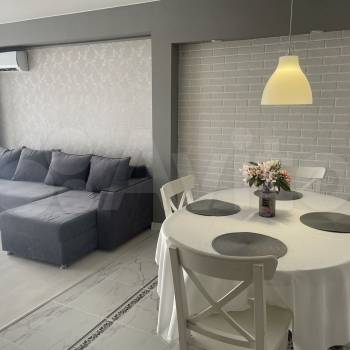 Продается Многокомнатная квартира, 90 м²