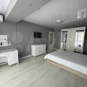 Продается Многокомнатная квартира, 90 м²