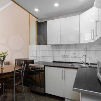 Продается 3-х комнатная квартира, 54 м²