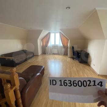 Продается Дом, 200 м²