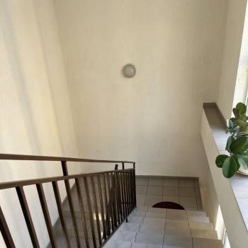 Продается 2-х комнатная квартира, 114 м²