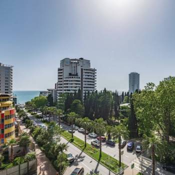 Продается 3-х комнатная квартира, 150 м²