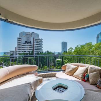 Продается 3-х комнатная квартира, 150 м²