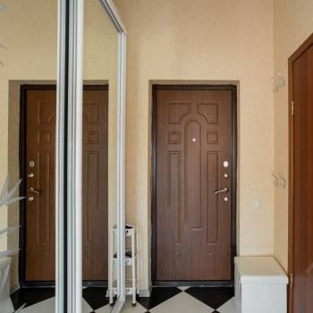 Продается 2-х комнатная квартира, 42 м²