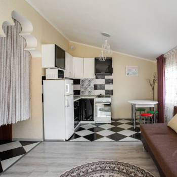 Продается 2-х комнатная квартира, 42 м²