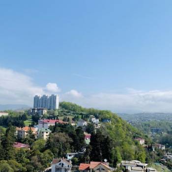 Продается 3-х комнатная квартира, 180 м²