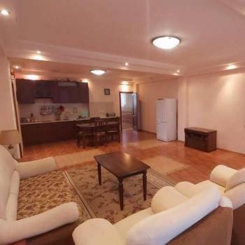 Продается 3-х комнатная квартира, 108,6 м²