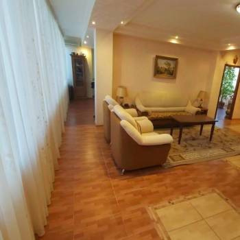 Продается 3-х комнатная квартира, 108,6 м²