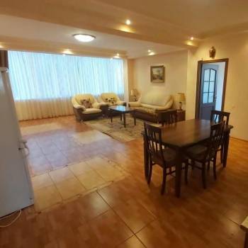 Продается 3-х комнатная квартира, 108,6 м²
