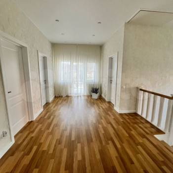 Продается Дом, 250 м²