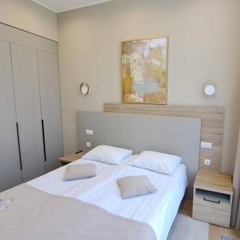 Продается 1-комнатная квартира, 50 м²