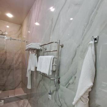 Продается 1-комнатная квартира, 50 м²