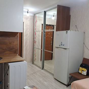 Продается 1-комнатная квартира, 15 м²