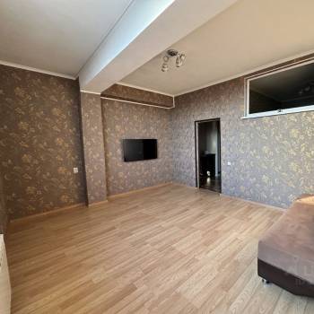 Продается Многокомнатная квартира, 98 м²
