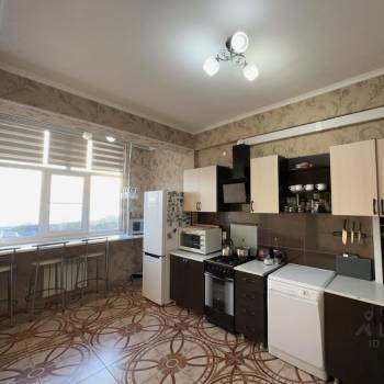 Продается Многокомнатная квартира, 98 м²