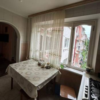 Продается Многокомнатная квартира, 82 м²