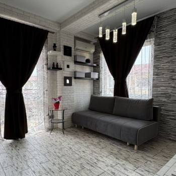 Продается 1-комнатная квартира, 32 м²