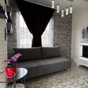 Продается 1-комнатная квартира, 32 м²