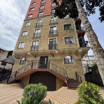 Продается 1-комнатная квартира, 32 м²