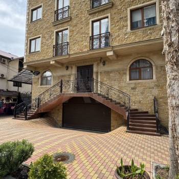 Продается 1-комнатная квартира, 32 м²