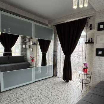 Продается 1-комнатная квартира, 32 м²