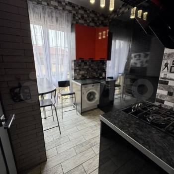 Продается 1-комнатная квартира, 32 м²