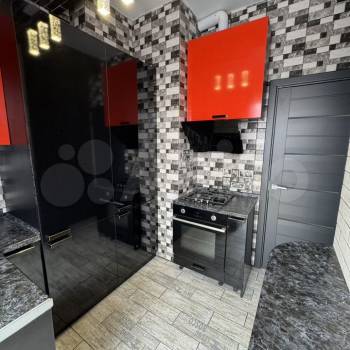 Продается 1-комнатная квартира, 32 м²