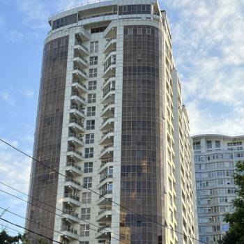 Продается Многокомнатная квартира, 120 м²