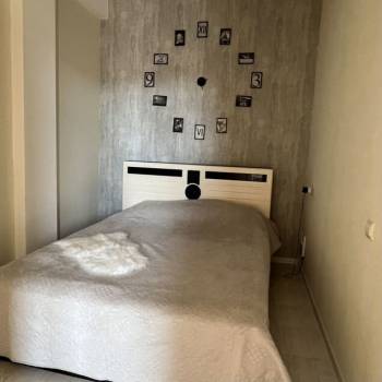 Продается 1-комнатная квартира, 42,5 м²