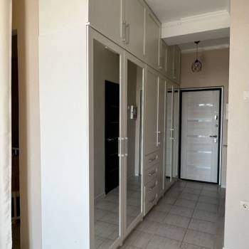 Продается 1-комнатная квартира, 42,5 м²