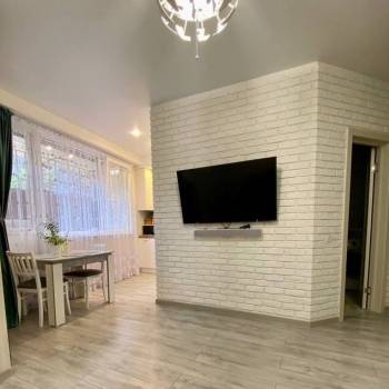 Продается 1-комнатная квартира, 41,3 м²