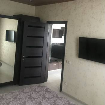 Продается 1-комнатная квартира, 43 м²